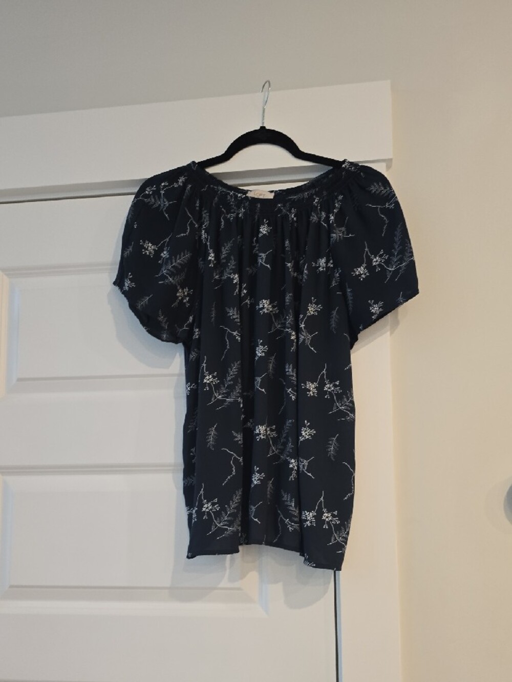 LOFT Navy Floral Short-Sleeve Peasant Blouse